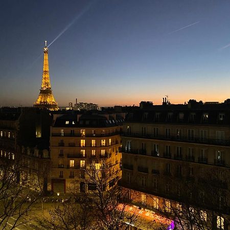 The Room Of The Eiffel Tower Paris Bagian luar foto